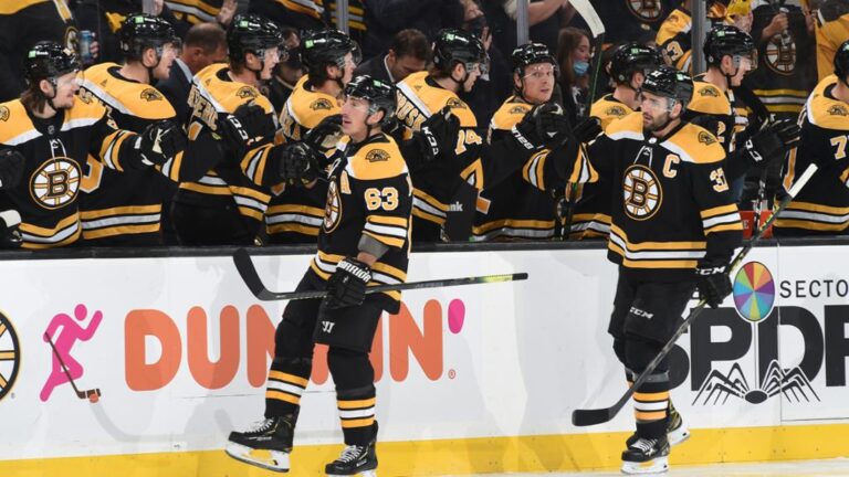 Boston jednoznačne vedie celú NHL a má nakročené k skvelej základnej časti