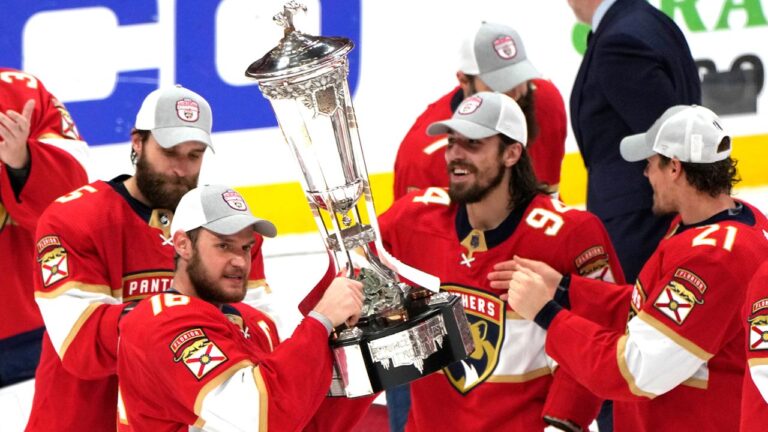 Poznáme prvého finalistu NHL: Florida pokračuje v skvelom hokejovom príbehu
