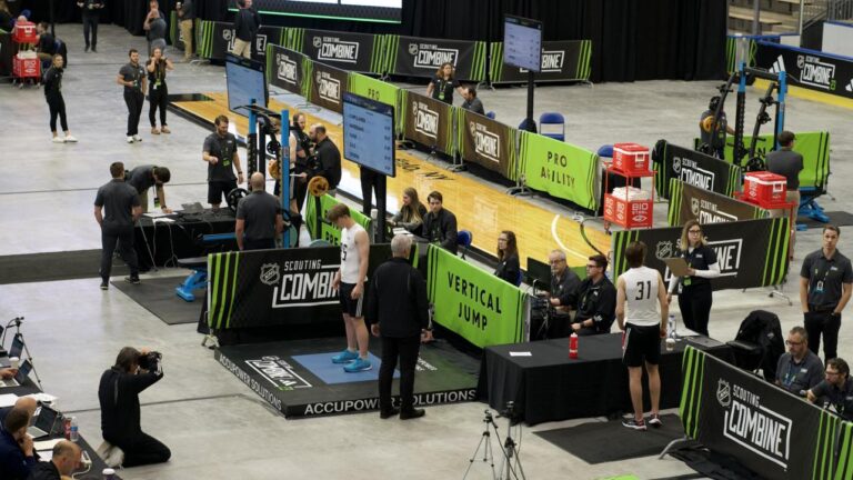 Zo Slovákov zaujal najmä Samuel Honzek. Skončil sa NHL Draft Combine