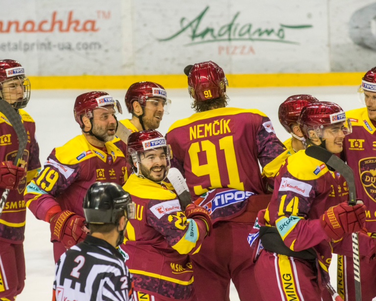 MOMENTY 26. KOLA TIPOS EXTRALIGY: Humenné vynulovalo Zvolen, séria Michaloviec pokračuje a Zámkov končí